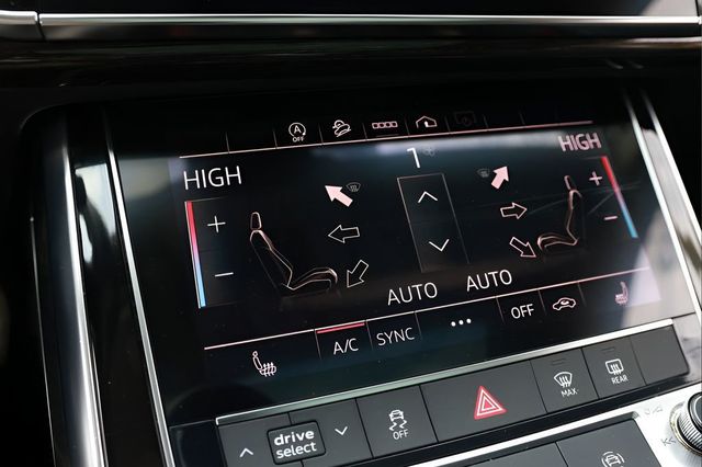 2024 Audi Q7 Premium Plus 45 TFSI quattro - 23068706 - 23