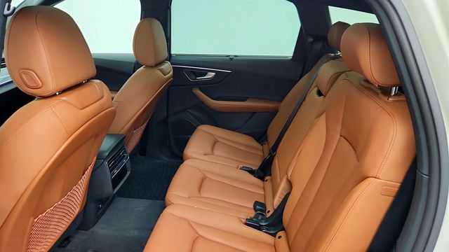 2024 Audi Q7 Premium Plus 45 TFSI quattro - 22996214 - 22