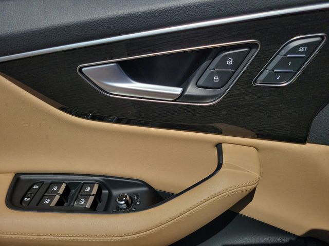 2024 Audi Q7 Premium Plus 55 TFSI quattro - 22908739 - 7