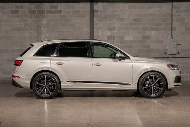 2024 Audi Q7 Prestige 55 photo 2