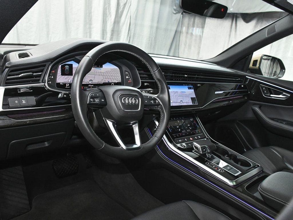 2024 Audi Q8 55 Premium Plus line photo 23