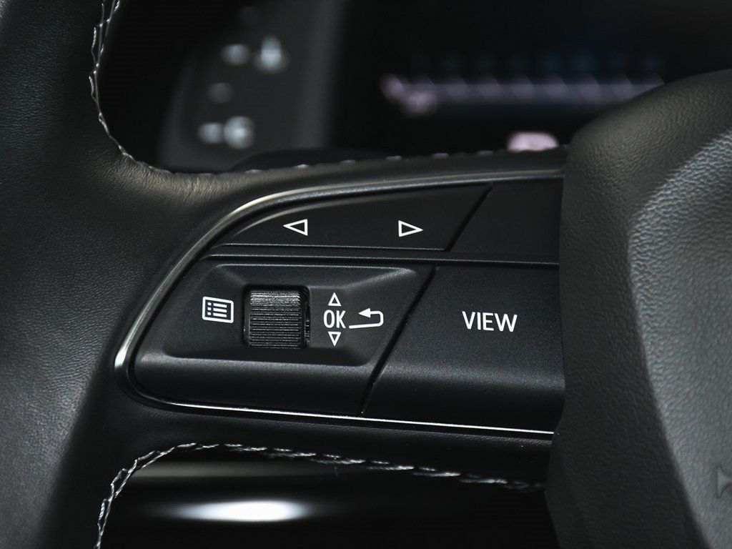 2024 Audi Q8 55 Premium Plus line photo 39