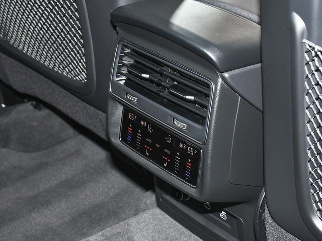 2024 Audi Q8 55 Premium Plus - 22907826 - 74