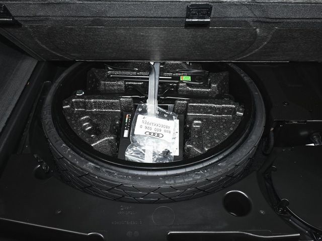 2024 Audi Q8 55 Premium Plus - 22907826 - 87