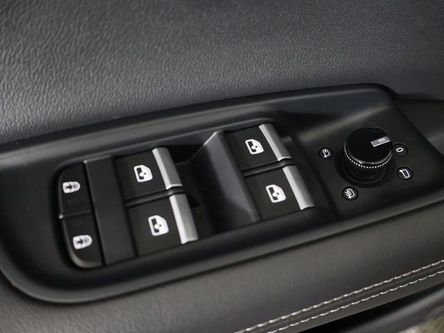 2024 Audi Q8 Premium Plus 55 TFSI quattro - 22944869 - 39