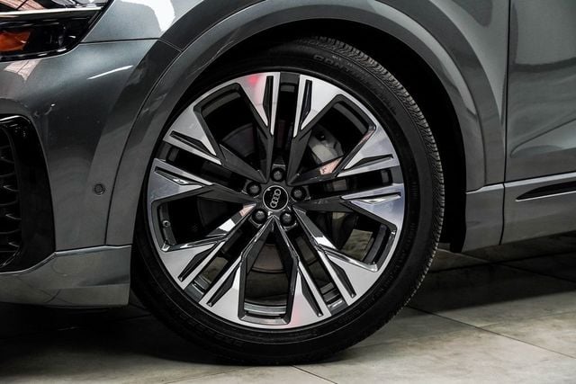 2024 Audi Q8 Prestige 55 TFSI quattro - 22981436 - 2