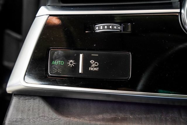 2024 Audi Q8 Prestige 55 TFSI quattro - 22981436 - 36