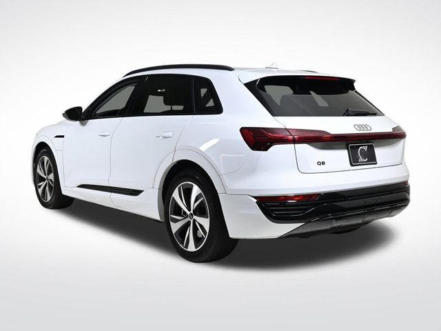 2024 Audi Q8 e-tron Premium - 22953668 - 2