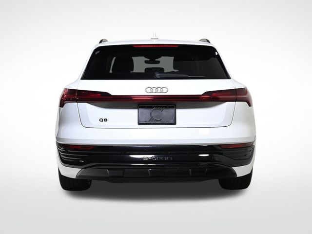 2024 Audi Q8 e-tron Premium - 22953668 - 3