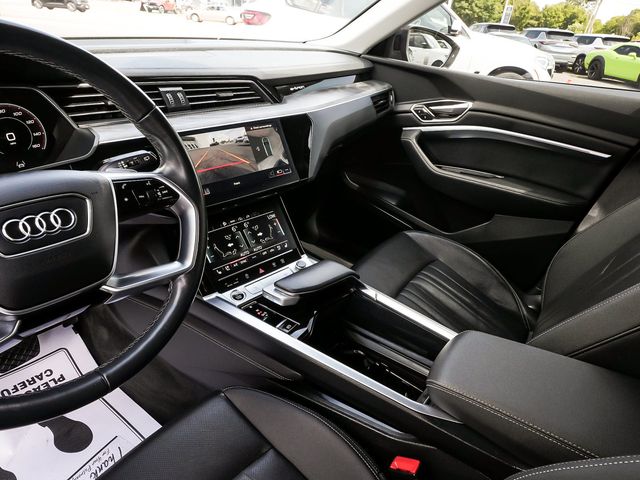 2024 Audi Q8 e-tron Premium - 23101944 - 16