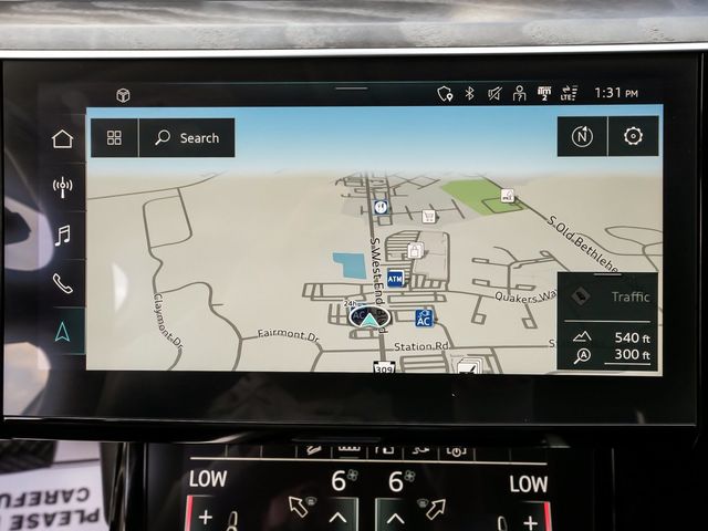 2024 Audi Q8 e-tron Premium - 23101944 - 30