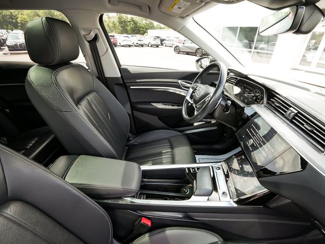2024 Audi Q8 e-tron Premium - 23101944 - 45