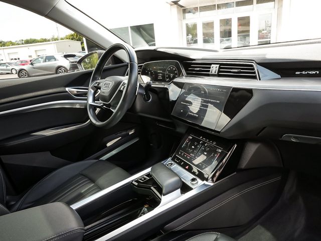 2024 Audi Q8 e-tron Premium - 23101944 - 46