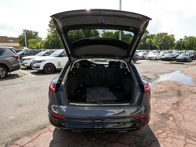 2024 Audi Q8 e-tron Premium - 23101944 - 50