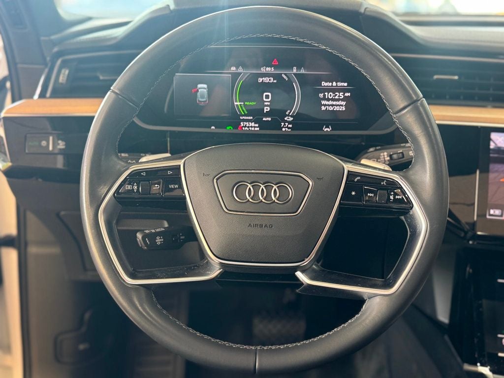 2024 Audi Q8 E-tron Premium Plus photo 15