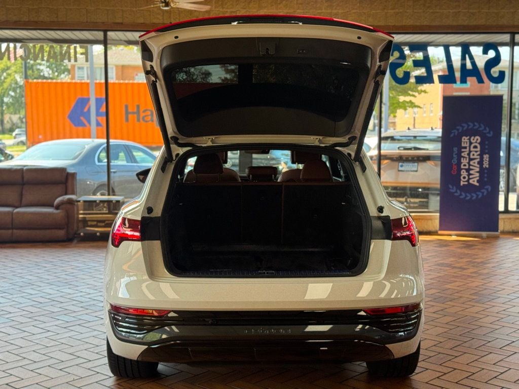2024 Audi Q8 E-tron Premium Plus photo 34