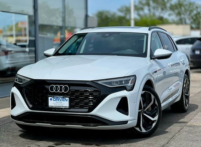 2024 Audi Q8 e-tron Premium Plus quattro - 23025184 - 32