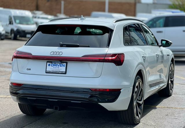 2024 Audi Q8 e-tron Premium Plus quattro - 23025184 - 4