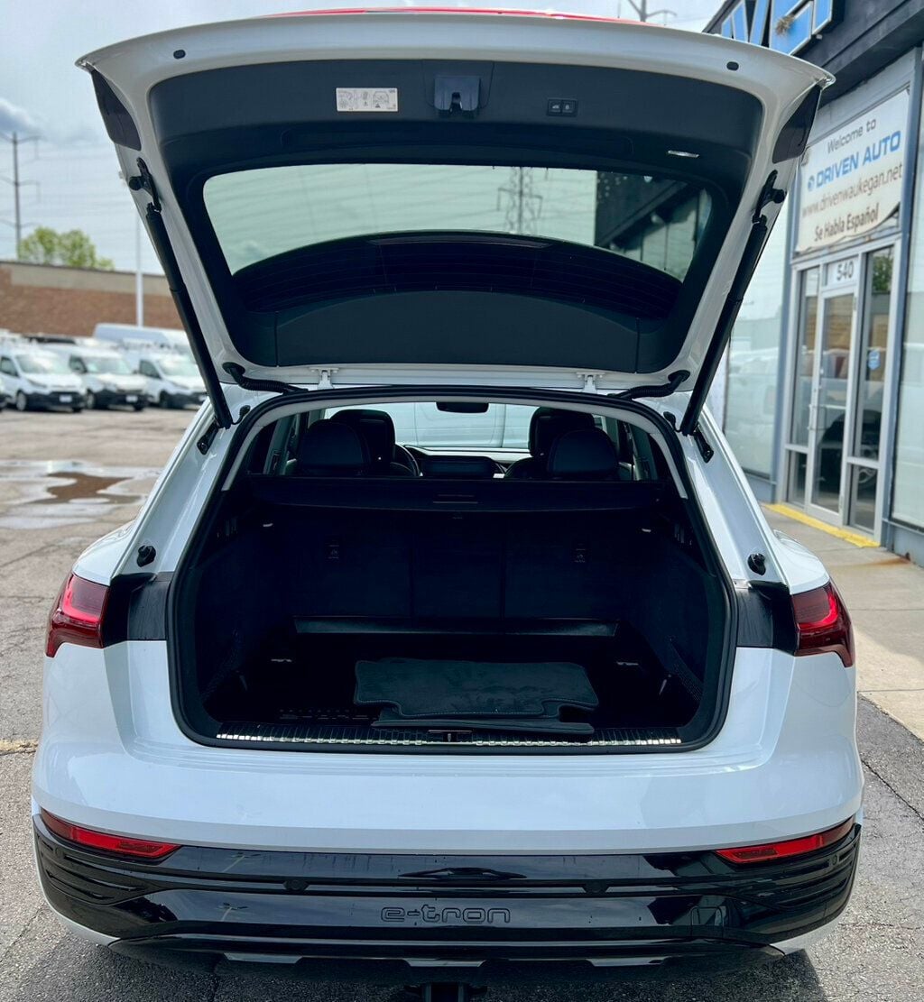 2024 Audi Q8 e-tron Premium Plus quattro - 23025184 - 7