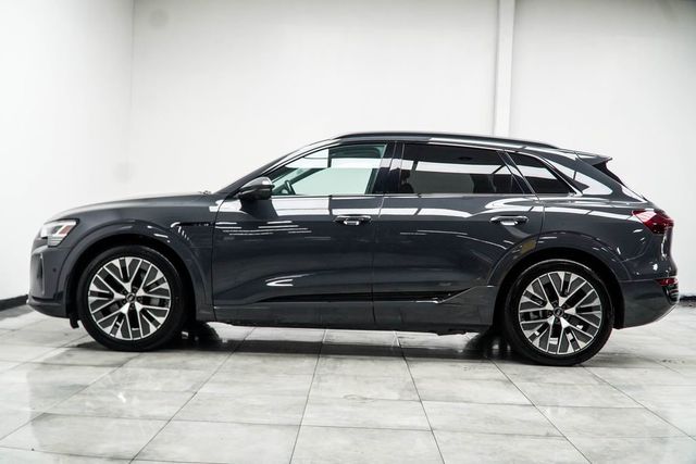 2024 Audi Q8 e-tron Premium Plus quattro - 23054559 - 11