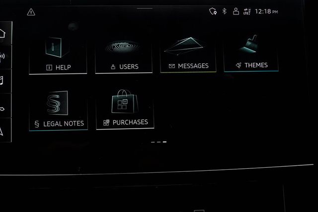 2024 Audi Q8 e-tron Premium Plus quattro - 23054559 - 31