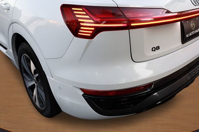 2024 Audi Q8 e-tron Premium Plus quattro - 23079383 - 11
