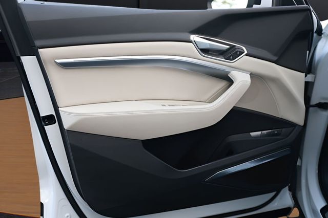 2024 Audi Q8 e-tron Premium Plus quattro - 23079383 - 31