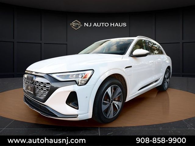 2024 Audi Q8 e-tron Premium Plus quattro - 23079383 - 3