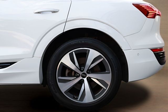 2024 Audi Q8 e-tron Premium Plus quattro - 23079383 - 7