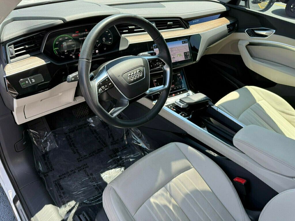 2024 Audi Q8 e-tron Premium Plus quattro - 23049699 - 8