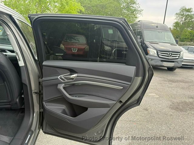 2024 Audi Q8 e-tron Premium quattro - 22968182 - 19