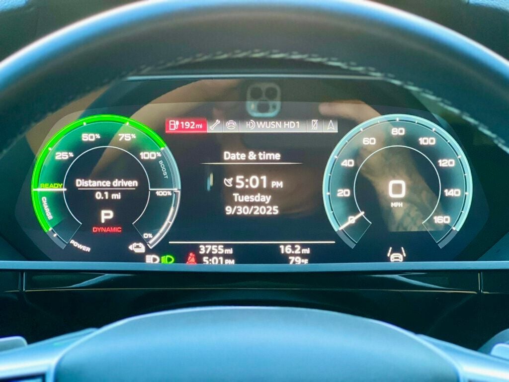 2024 Audi Q8 E-tron Premium photo 20