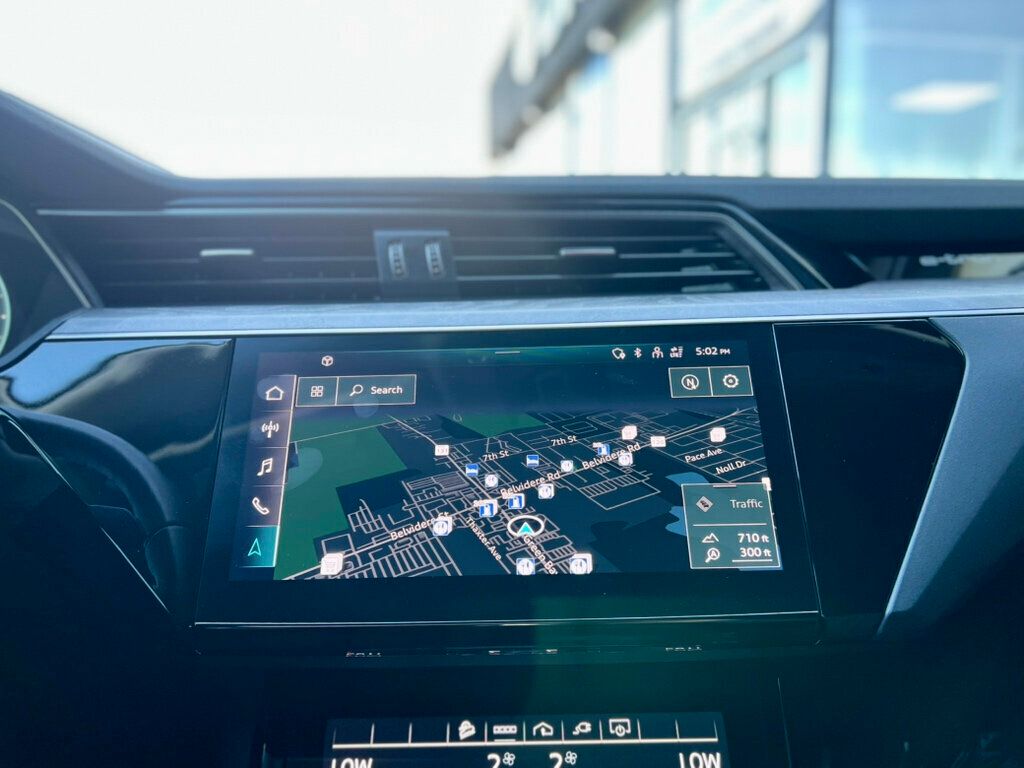 2024 Audi Q8 E-tron Premium photo 22