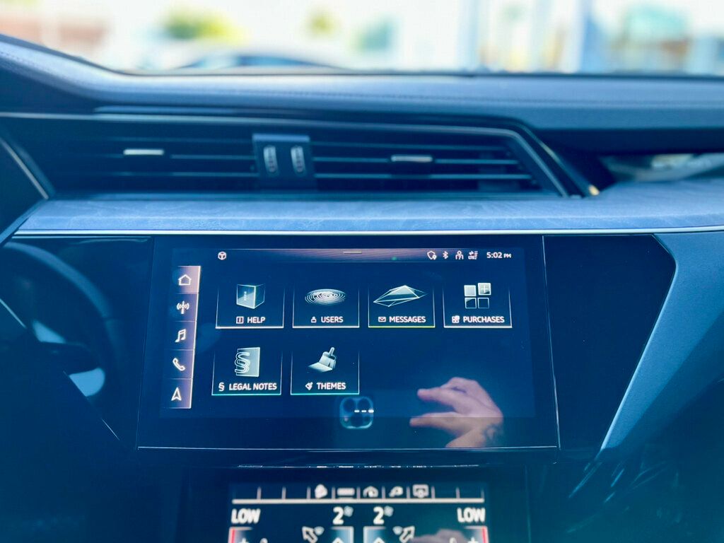 2024 Audi Q8 E-tron Premium photo 24