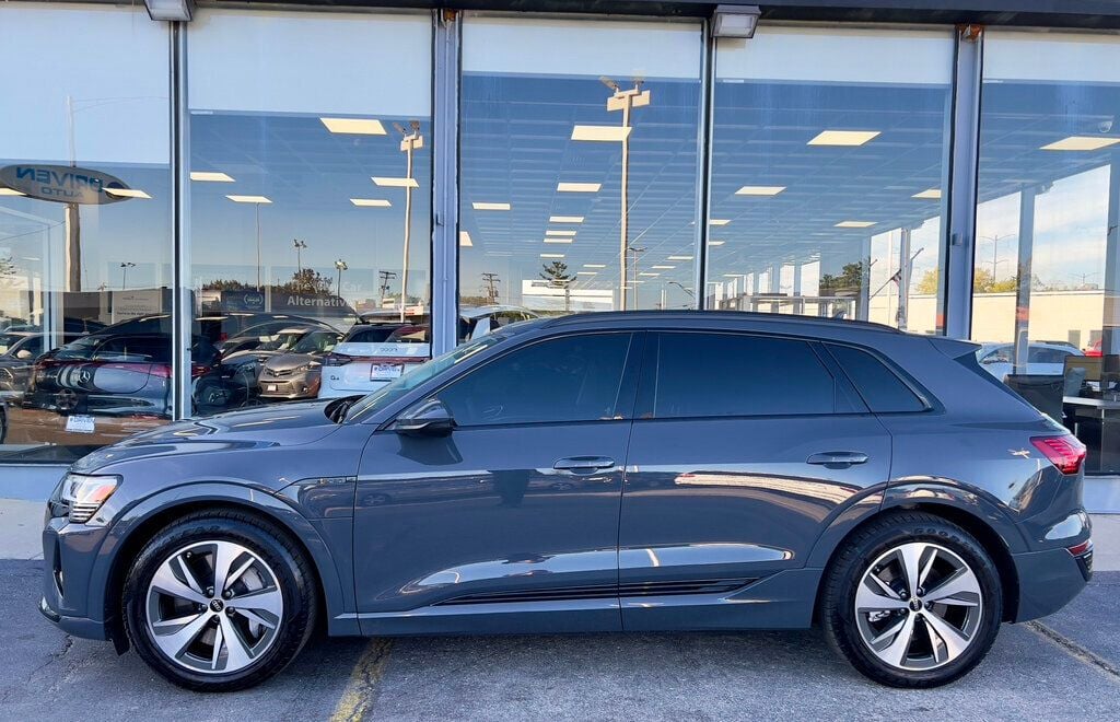 2024 Audi Q8 E-tron Premium photo 29