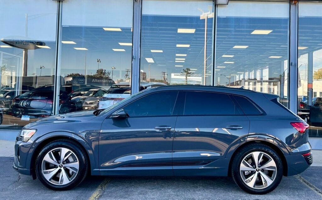 2024 Audi Q8 E-tron Premium photo 31