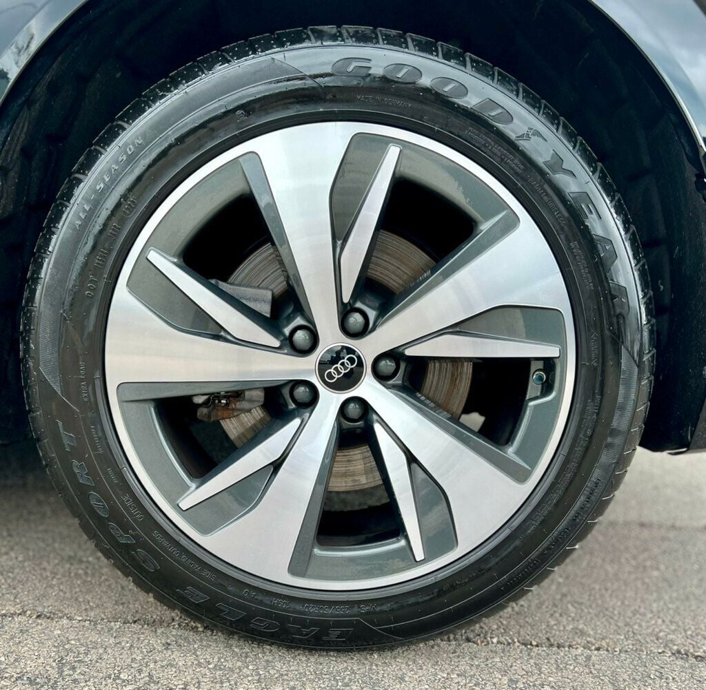 2024 Audi Q8 e-tron Premium quattro - 23029099 - 28