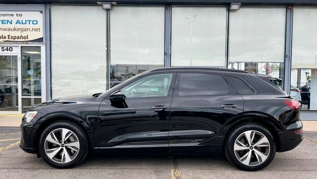 2024 Audi Q8 e-tron Premium quattro - 23029099 - 30