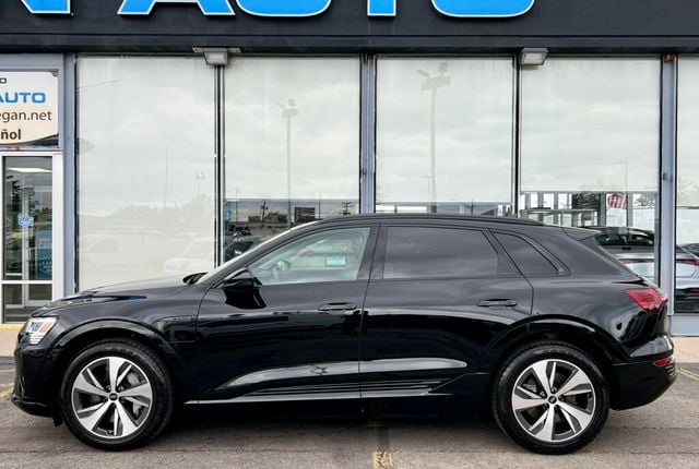 2024 Audi Q8 e-tron Premium quattro - 23029099 - 32
