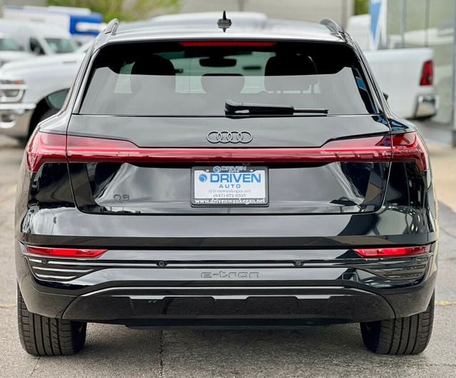 2024 Audi Q8 e-tron Premium quattro - 23029099 - 34
