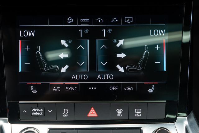 2024 Audi Q8 e-tron Premium quattro - 23099944 - 25