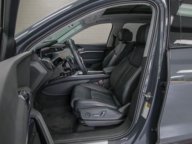 2024 Audi Q8 e-tron Prestige quattro - 23068740 - 11