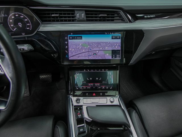 2024 Audi Q8 e-tron Prestige quattro - 23068740 - 17