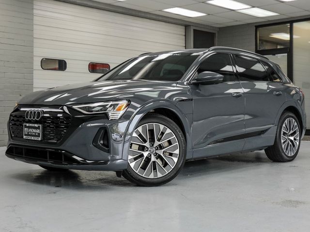 2024 Audi Q8 e-tron Prestige quattro - 23068740 - 1