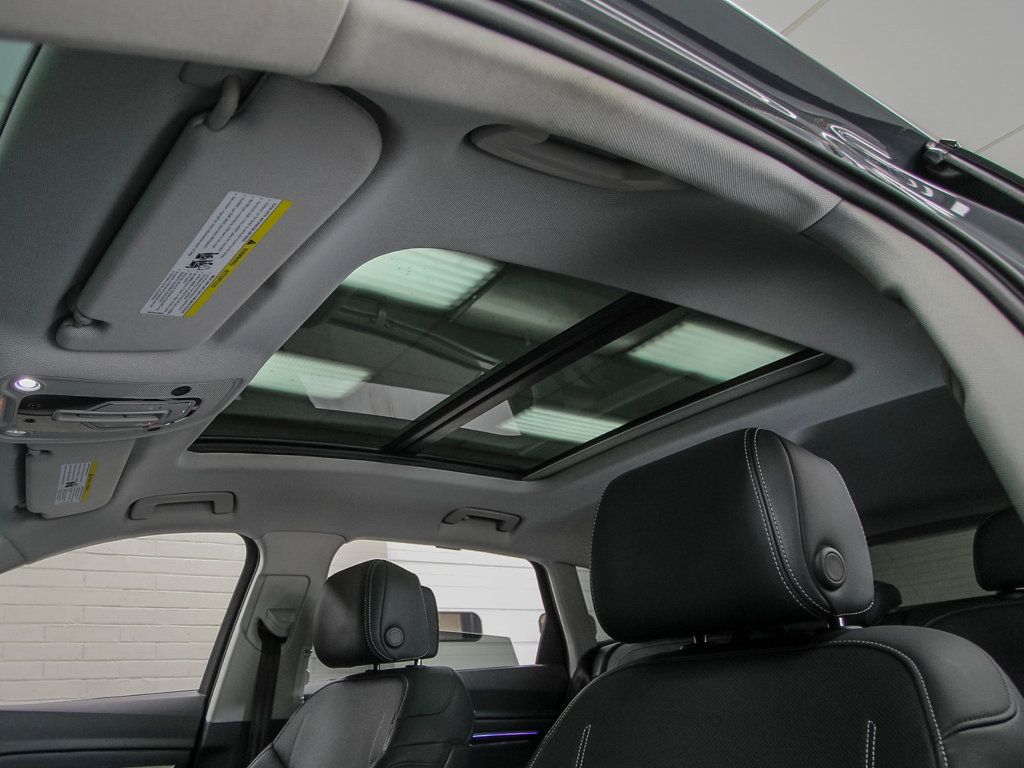Audi Q8 photo 25