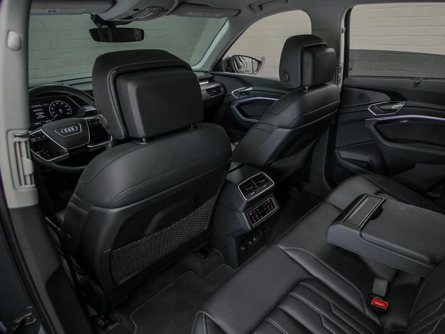 2024 Audi Q8 e-tron Prestige quattro - 23068740 - 26