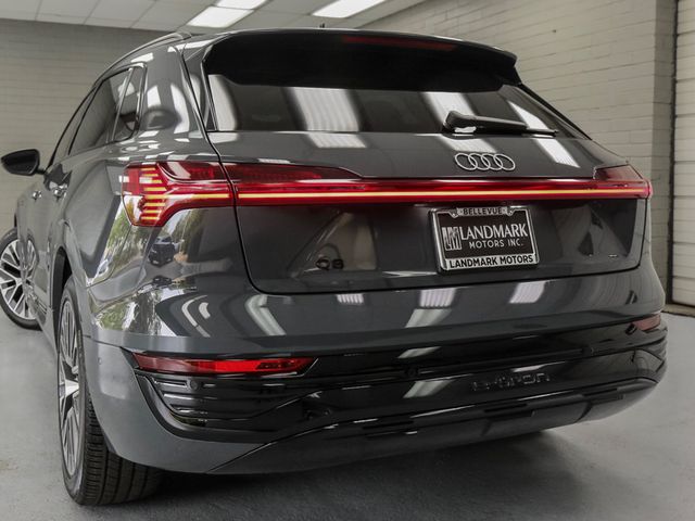 2024 Audi Q8 e-tron Prestige quattro - 23068740 - 30