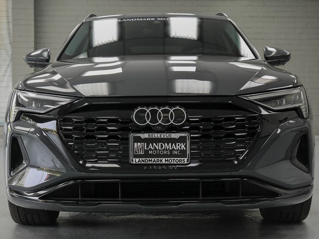 Audi Q8 photo 5