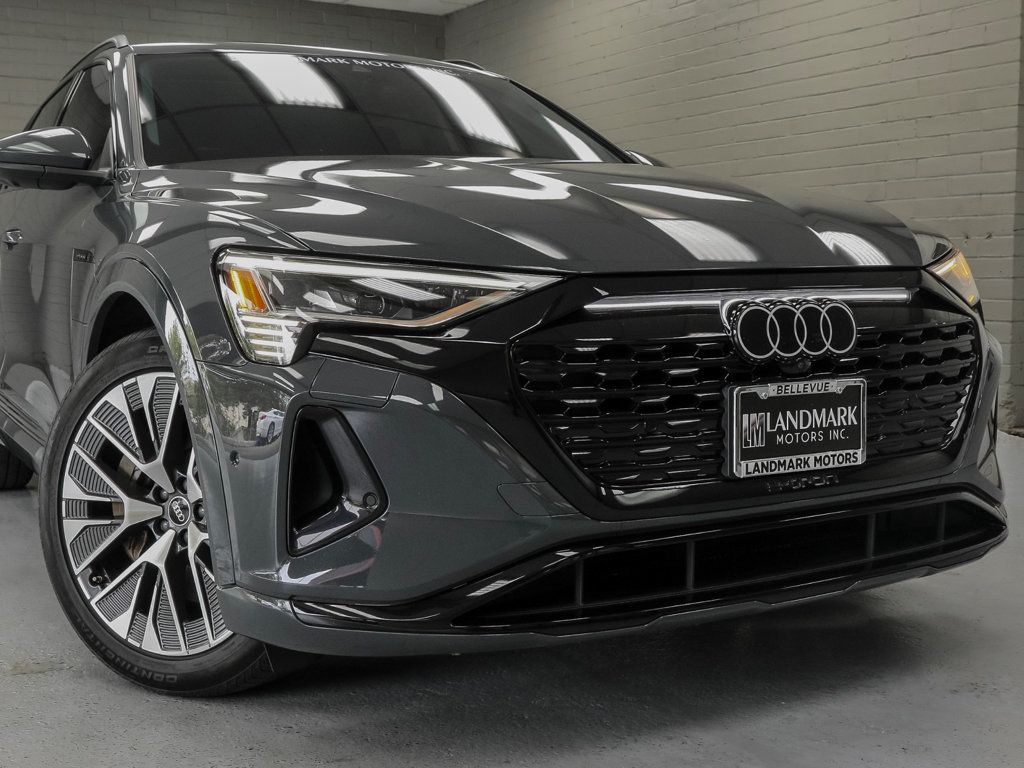 Audi Q8 photo 6