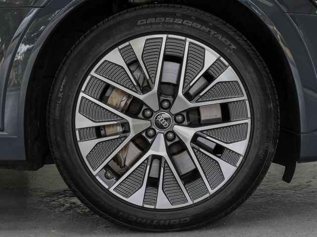 2024 Audi Q8 e-tron Prestige quattro - 23068740 - 7
